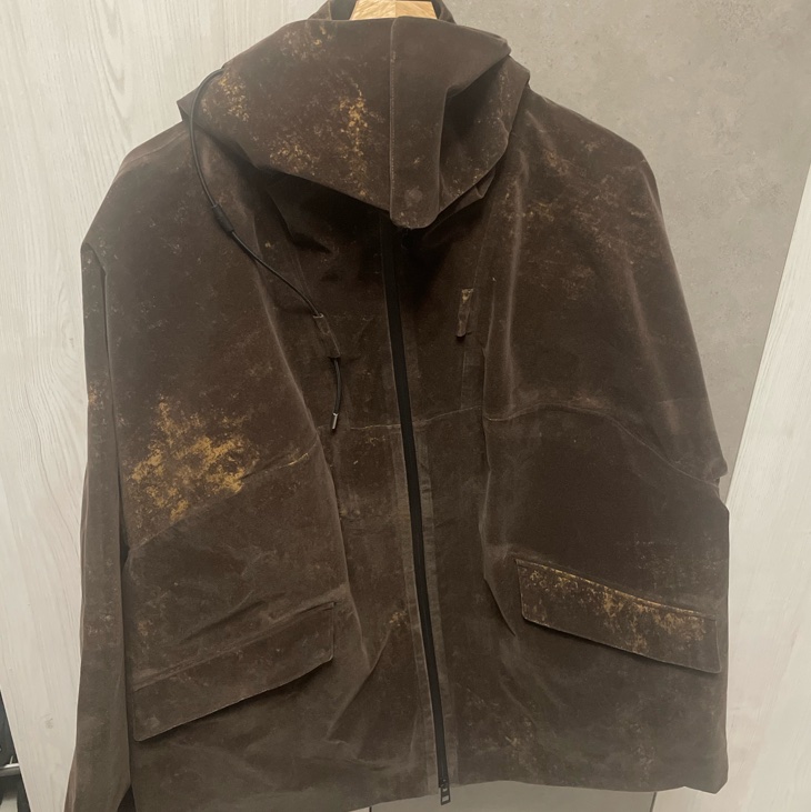 On Jacket Loewe-0