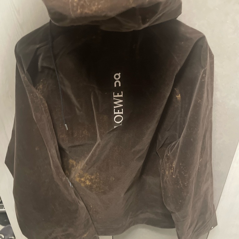 On Jacket Loewe-10