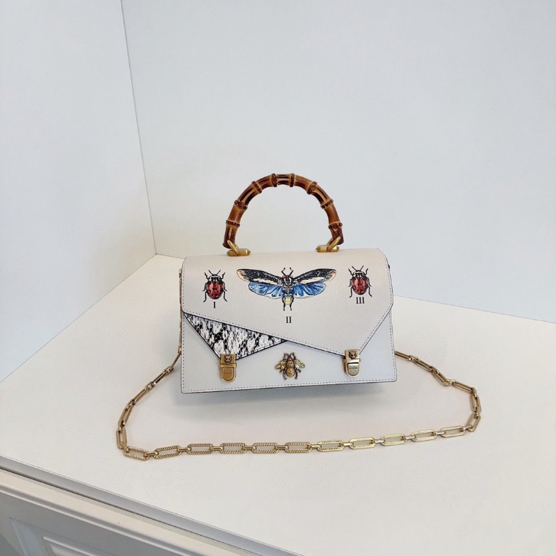 Gucci 限量秀款Ottilia昆蟲蛇紋竹節包 25*16*7  98新配件塵袋-2