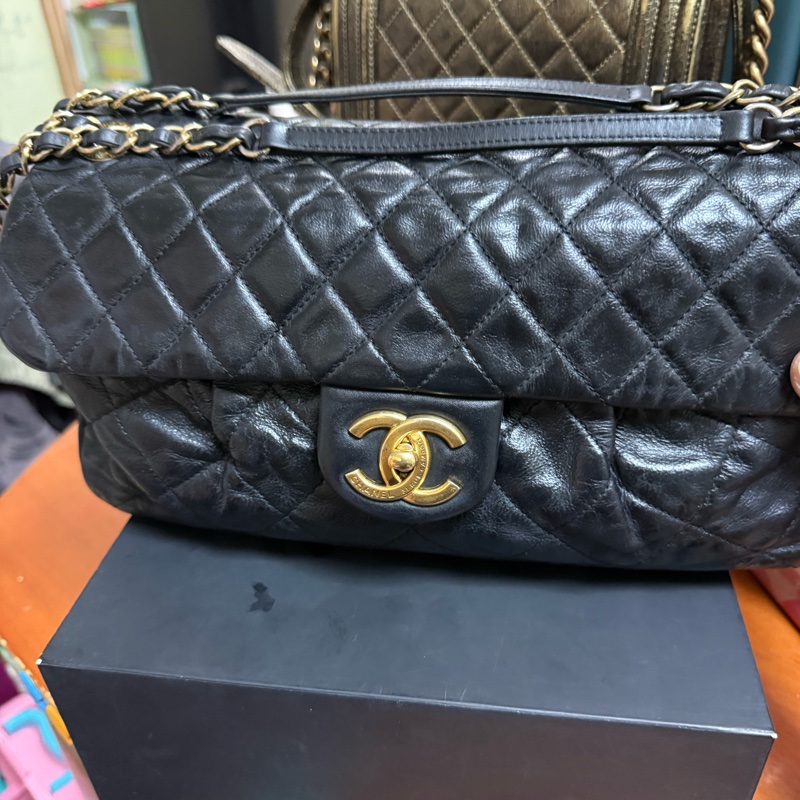 CHANEL CLASSIC SHOULDER CHAIN BAG-1