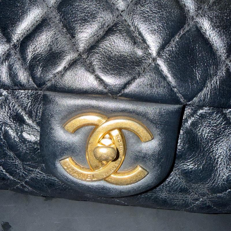 CHANEL CLASSIC SHOULDER CHAIN BAG-2