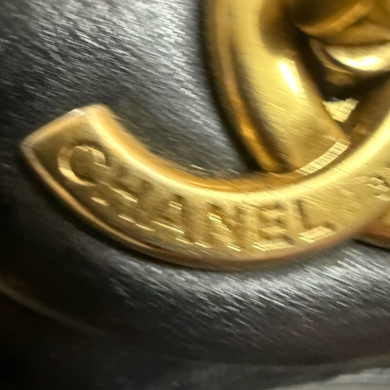 CHANEL CLASSIC SHOULDER CHAIN BAG-8