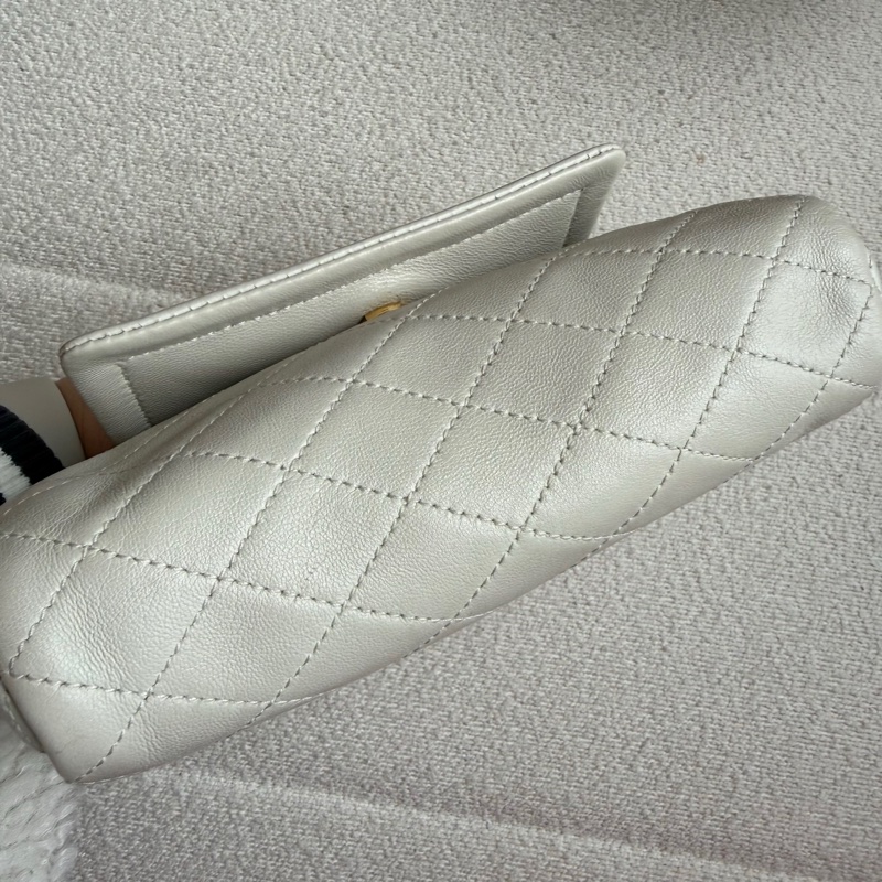 【93%新✨精緻百搭✨全網最優惠】YSL Nolita Mini 白金鏈條迷你包|單肩|斜揹|手提-3