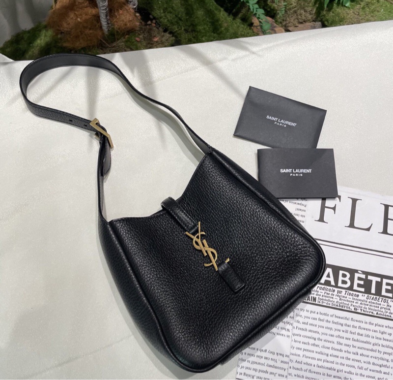 【98%新✨Rose同款✨全網最便宜】YSL黑金顆粒le5a7hobo mini腋下包 黑金 子母包-2