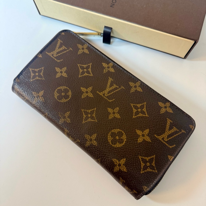 ✔️LV Louis Vuitton 路易威登 Monogram 拉鍊長夾-1