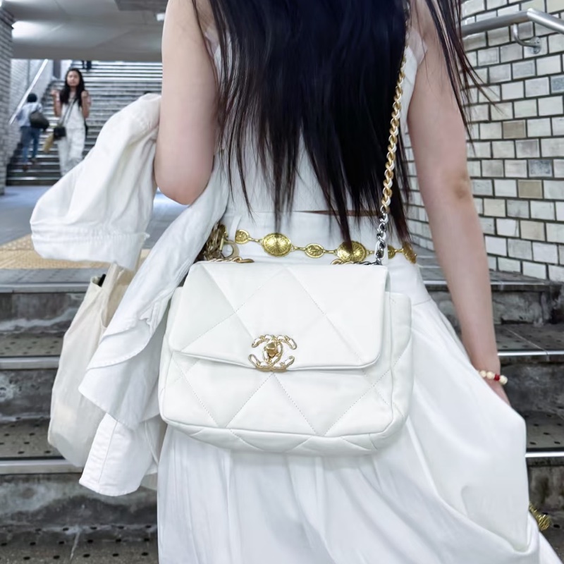 優雅千金風🤍99新Chanel香奈兒白色小號19bag手提包單肩斜挎包-4