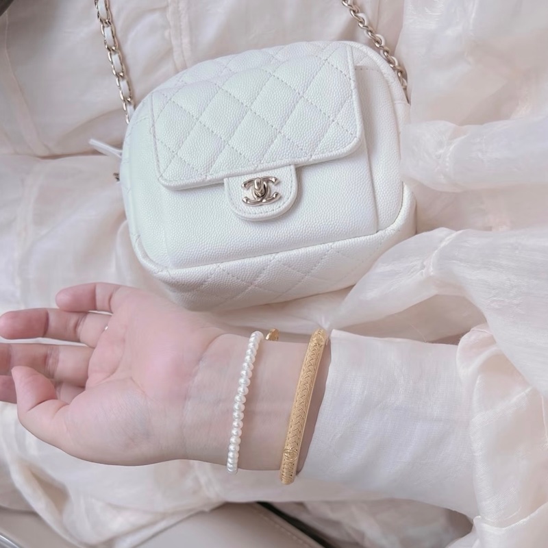 【94新 ✨ 全網最低價！】Chanel 香奈兒 白金 奶白色 相機單肩斜挎包色 荔枝牛皮 成色很好-0