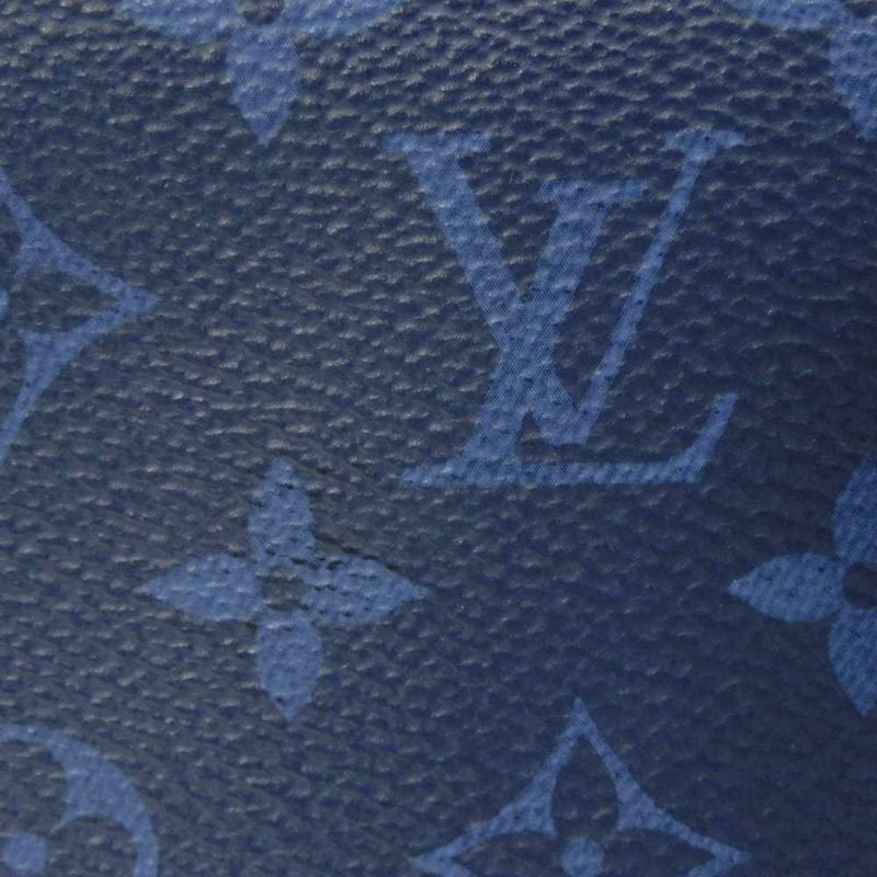 路易威登 Discovery PM 手拿包，花卉藍配 D 形環，銀色 Taiga Rama Monogram 圖案，鈷藍色，M30278，男士-9
