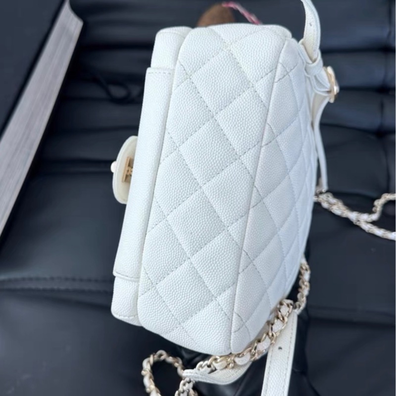 【96新 ✨ 全網最低價！】Chanel 香奈兒 荔枝牛皮雙肩包 白色金扣 有卡-5