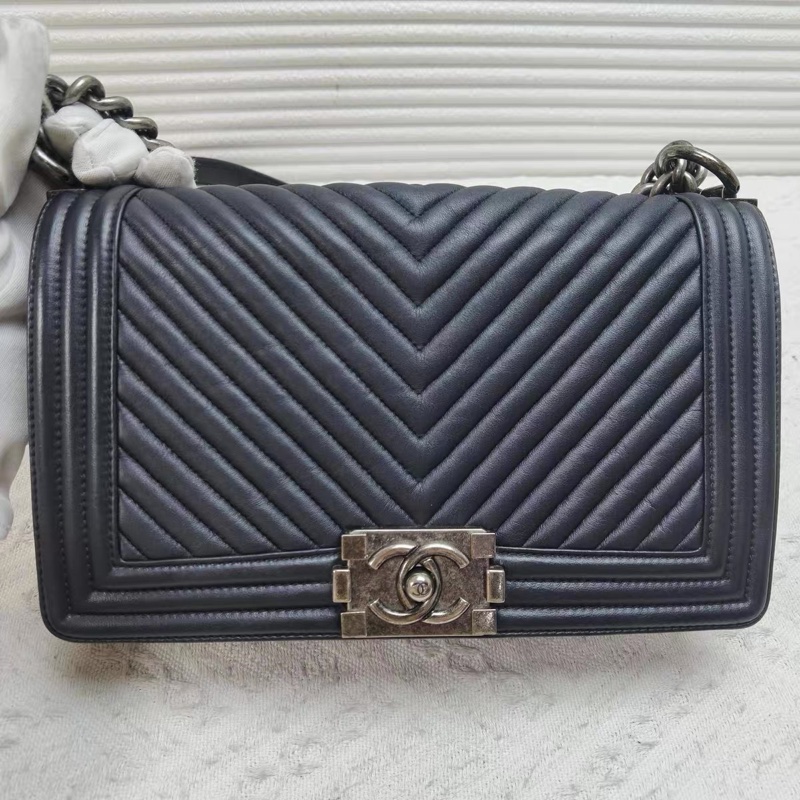 【97新 ✨ 全網最低價!】絕版Chanel香奈兒黑銀 山形紋Leboy中號 鐳射標 黑色銀扣 羊皮 (便宜出得快~購前先聯繫查詢庫存❗️)-10