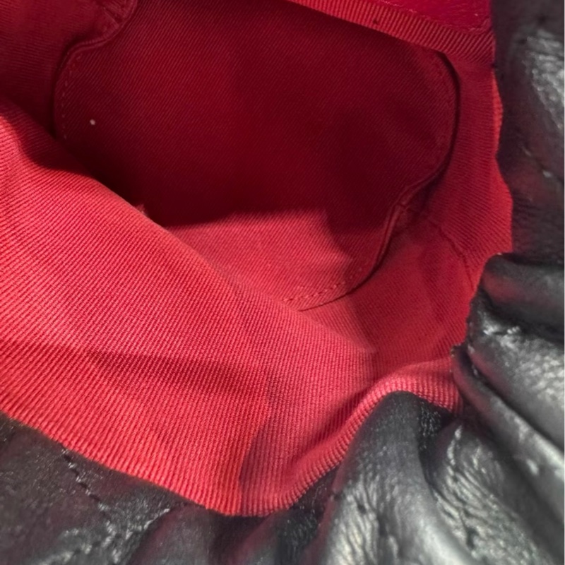 【98%新 ✨ 全網最低價！】Chanel香奈兒 黑金 mini水桶包 小羊皮珍珠鏈條 31開有卡-6