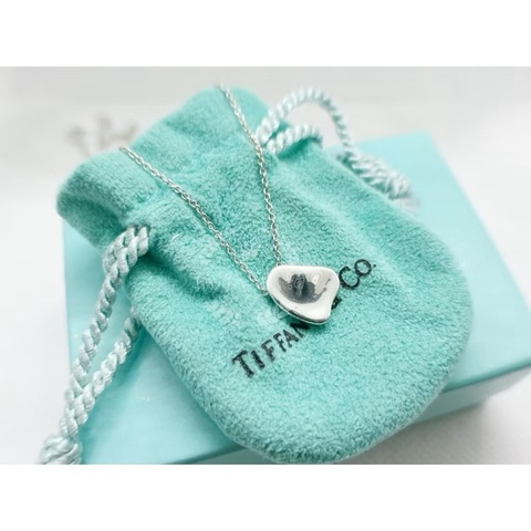 ~~趴趴小舖~~近全新正品Tiffany &Co  Full Heart Elsaperetti系列愛心項鍊2602091563