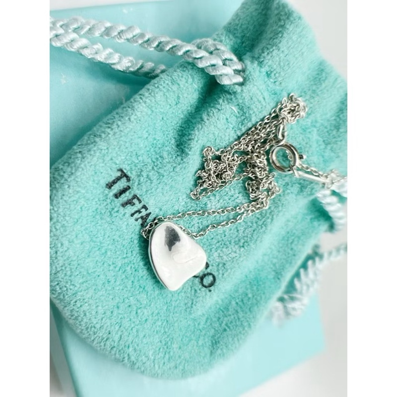 ~~趴趴小舖~~近全新正品Tiffany &Co  Full Heart Elsaperetti系列愛心項鍊2602091563-3