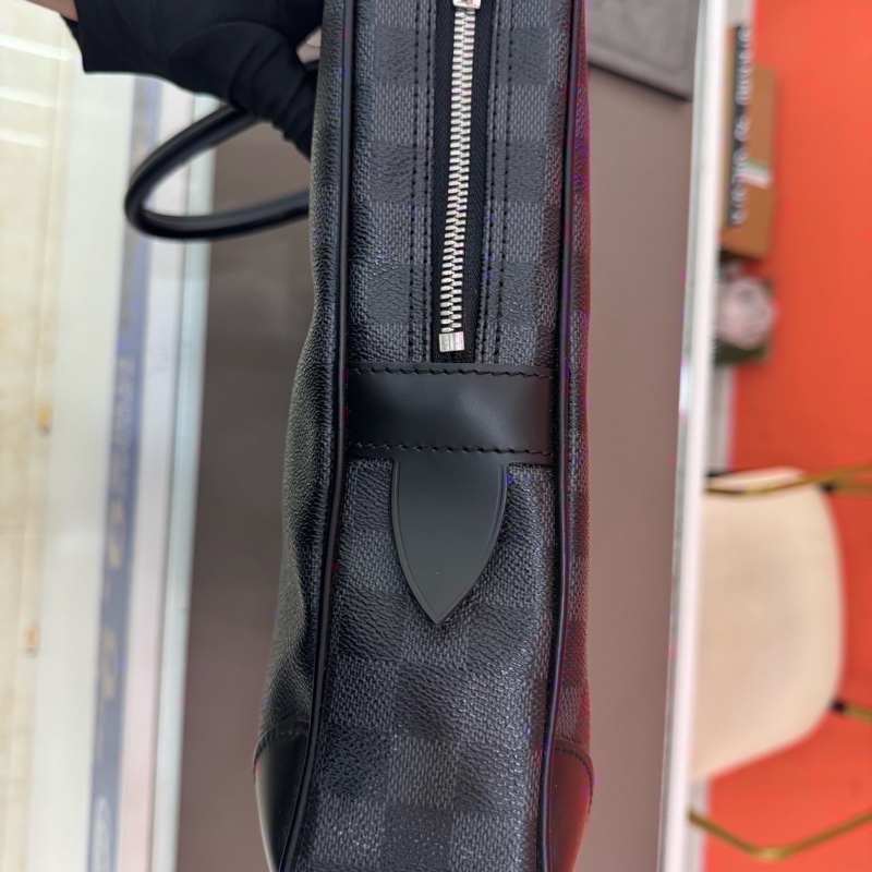 路易威登/Louis Vuitton  尺寸：41.0x 31.0x 7.0 cm 無附件-2