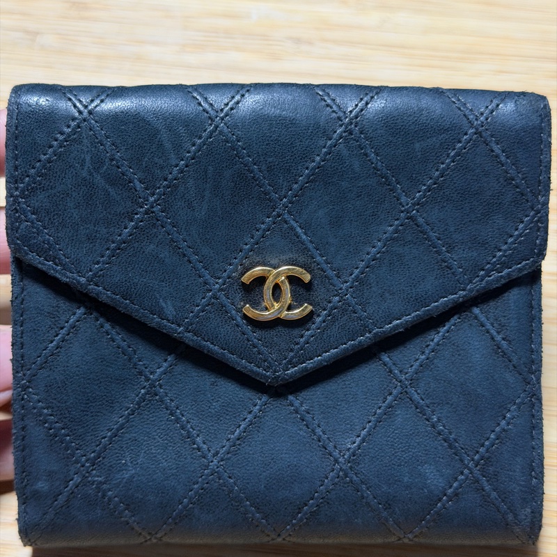 中古二手Chanel雙面小羊皮黑金短夾 1996-1997-0