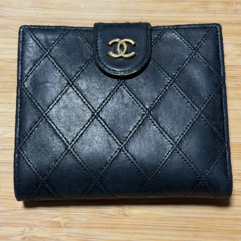 中古二手Chanel雙面小羊皮黑金短夾 1996-1997-7
