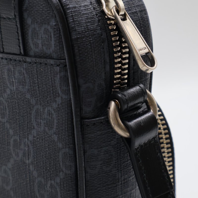 GUCCI Retro斜背小包-4