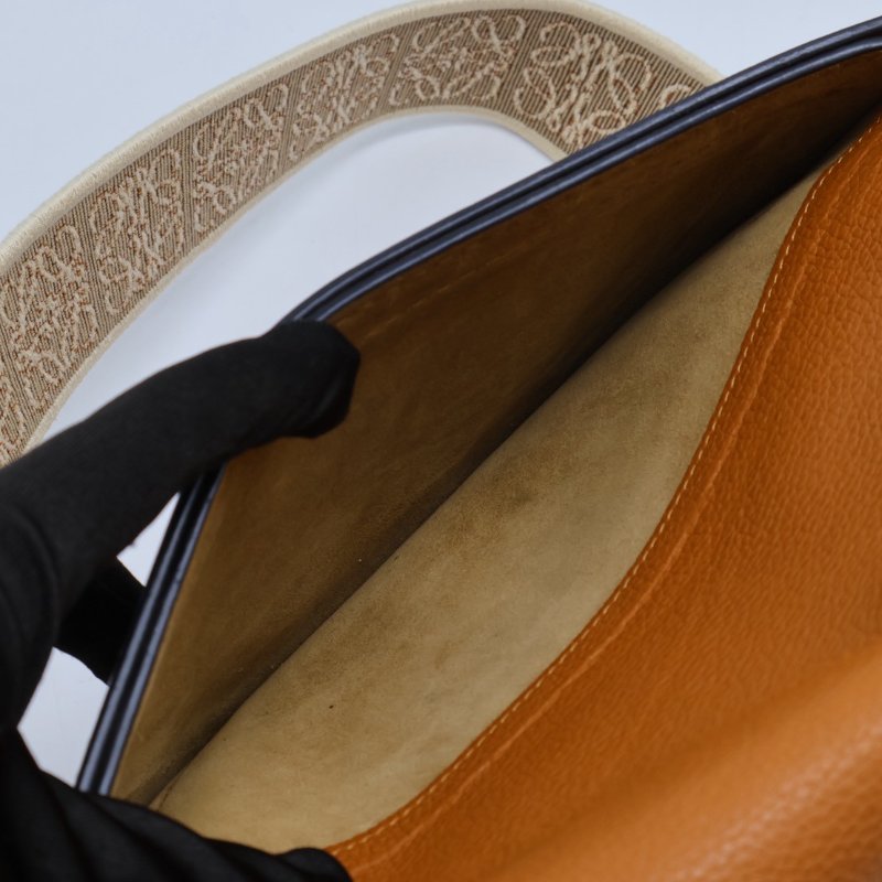 LOEWE Gate馬鞍包 - 中號焦糖棕-4