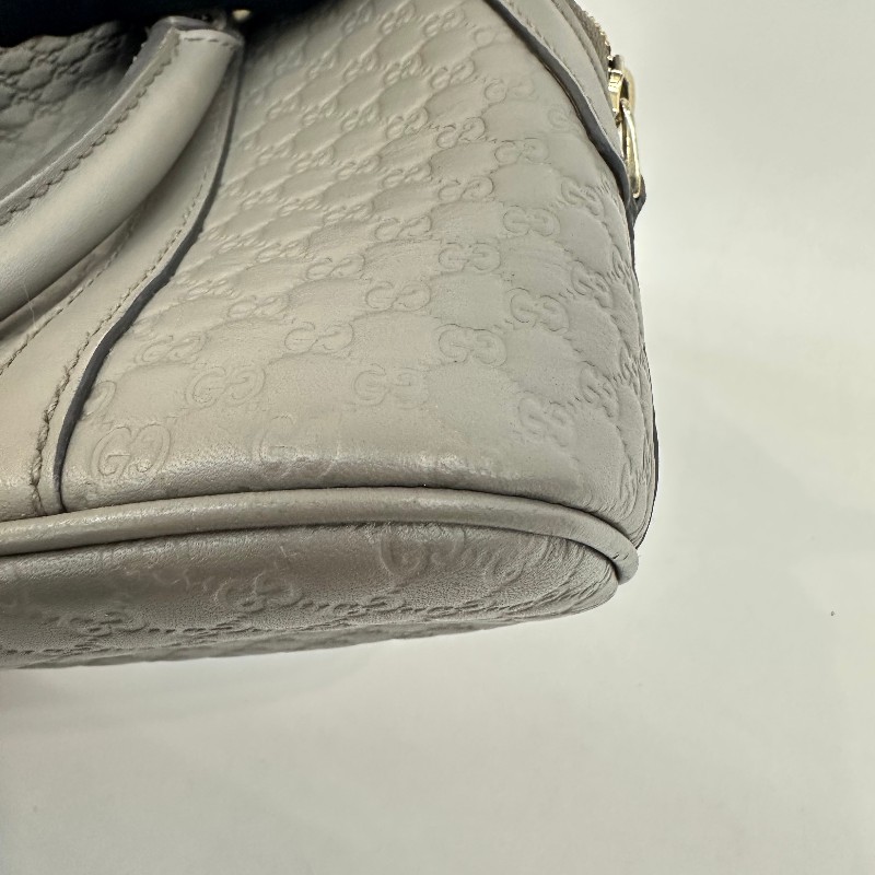 Gucci 灰色貝殼滿印壓紋小號肩背包-11