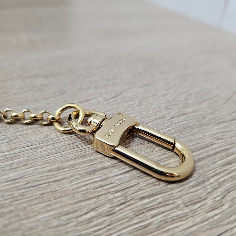 [年終好看吊飾福利出🧧] LV金色老花粉色雙面條紋掛飾-5