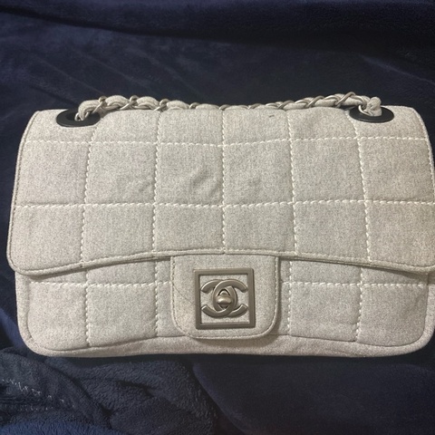 Chanel sports 冰格鏈條帆布包