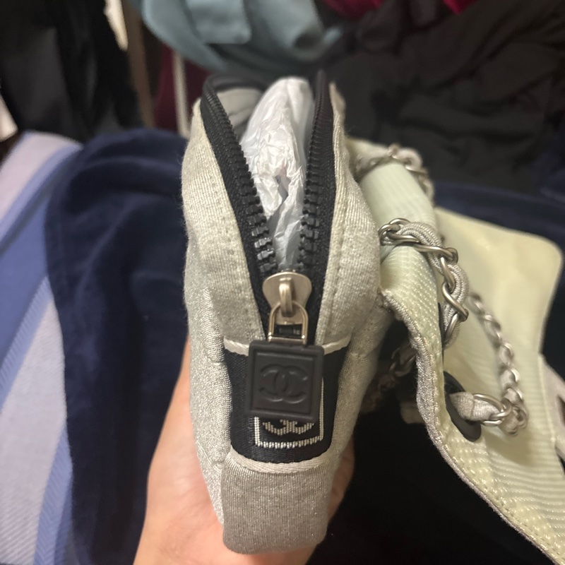 Chanel sports 冰格鏈條帆布包-10