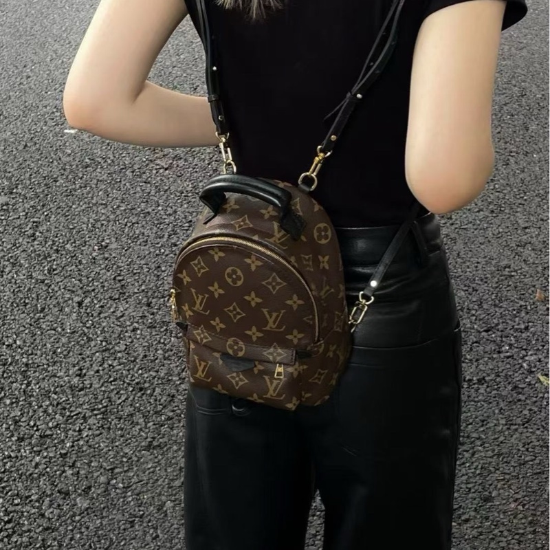 LV 迷你小書包Mini 老花小雙肩包-8