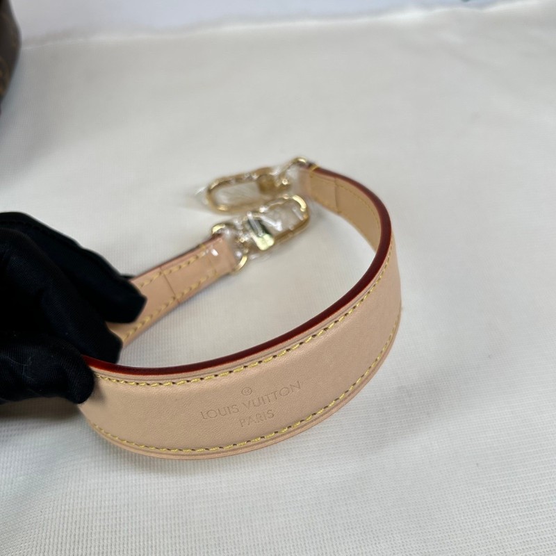 LV路易威登Saumur BB雙子星馬鞍包  經典老花 棕色塗層帆布拼牛皮 磁扣開合 肩帶可拆卸調節 手提斜挎單肩都可以 百搭實用  容量適中 日常通勤逛街都很合適-20