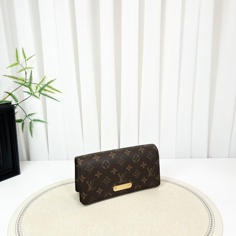 NJ nlw 專櫃價6.9折！LOUIS VUITTON Lily  芯片款 25年3月份購入 原膜在 經典棕色老花搭配可拆卸鏈條 翻蓋閉合塗層帆布 帆布包錢包腋下包-13