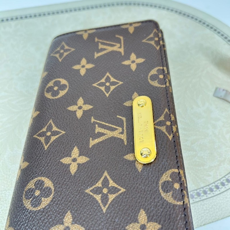 NJ nlw 專櫃價6.9折！LOUIS VUITTON Lily  芯片款 25年3月份購入 原膜在 經典棕色老花搭配可拆卸鏈條 翻蓋閉合塗層帆布 帆布包錢包腋下包-18