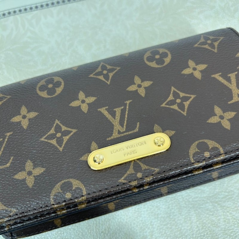 NJ nlw 專櫃價6.9折！LOUIS VUITTON Lily  芯片款 25年3月份購入 原膜在 經典棕色老花搭配可拆卸鏈條 翻蓋閉合塗層帆布 帆布包錢包腋下包-20