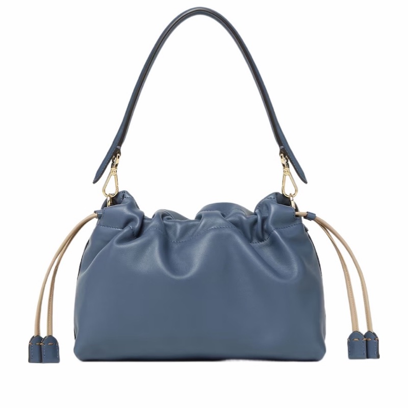 Fendi 女士 標誌性中號 Mamma Baguette 包均碼碼中號、26.5cm*8.5cm*18cm-1