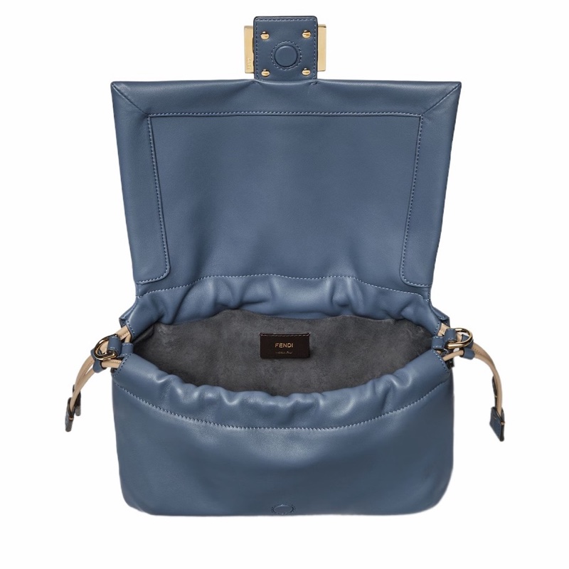 Fendi 女士 標誌性中號 Mamma Baguette 包均碼碼中號、26.5cm*8.5cm*18cm-4