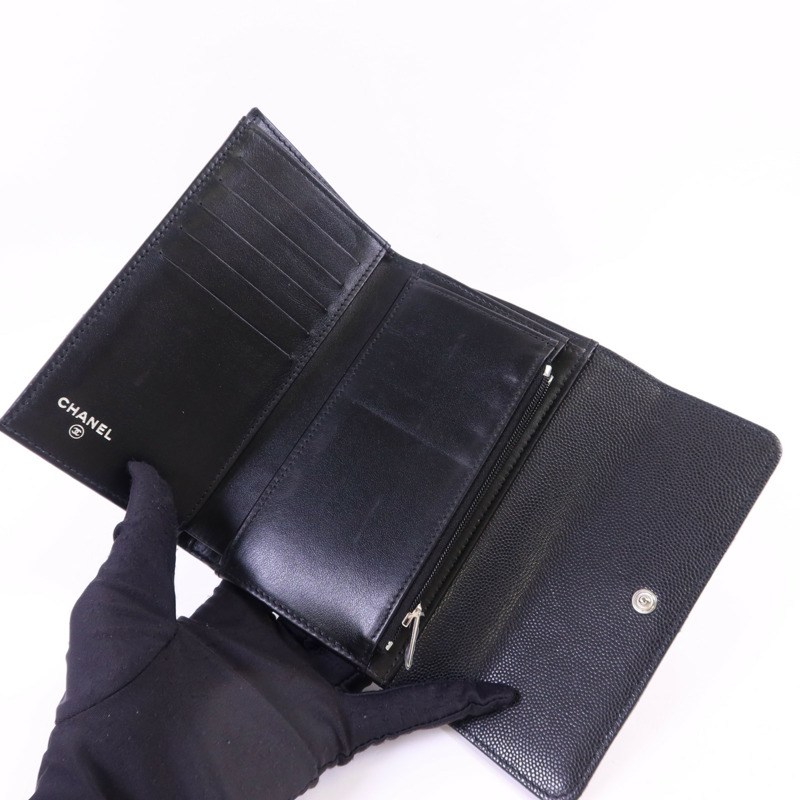 CHANEL 牛皮皮革Trifold Wallet銀扣錢包-4