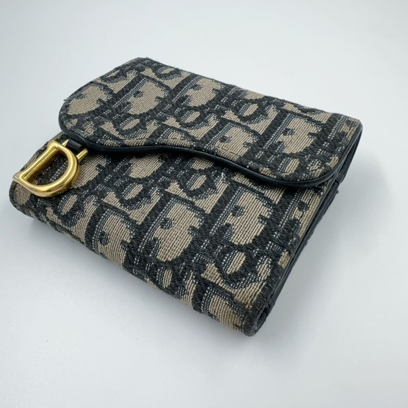 Dior藍緹花Saddle金釦三折短夾-10