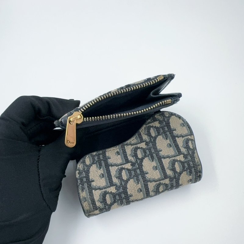 Dior藍緹花Saddle金釦三折短夾-11