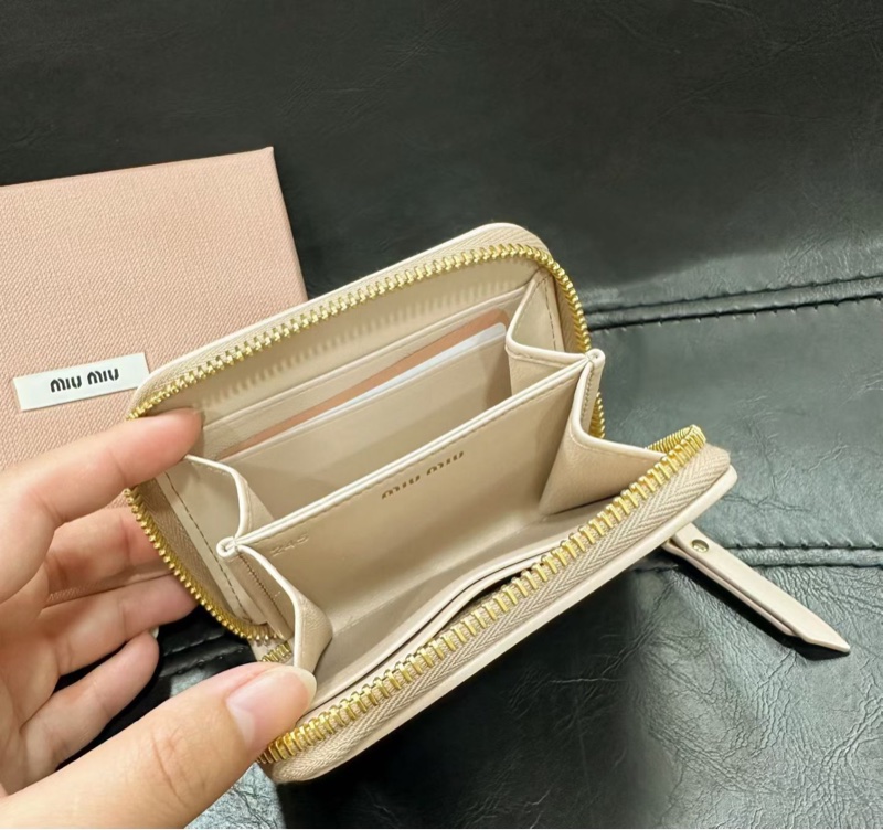 Miu Miu 卡包/零錢包-3