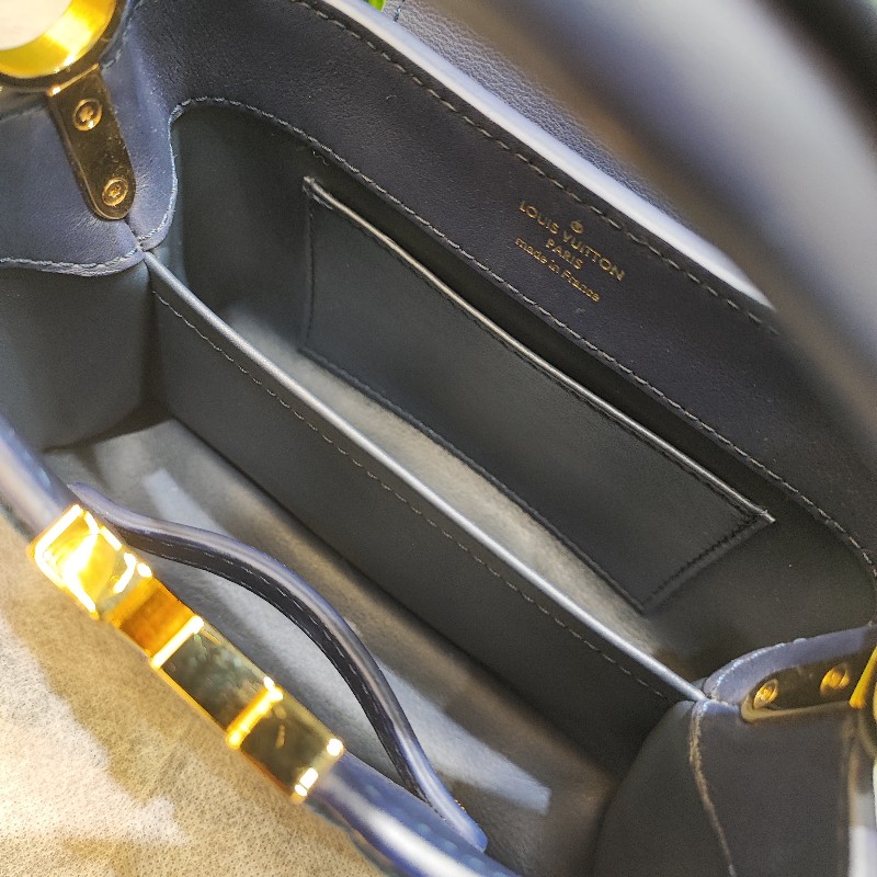 Louis Vuitton Capucines 1854 Mini-11