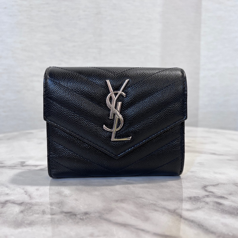 YSL 黑荔枝皮銀釦信封6卡短夾-0