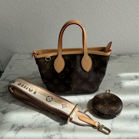 LV 花紋never full bb  奶茶色背帶❤️‍🔥