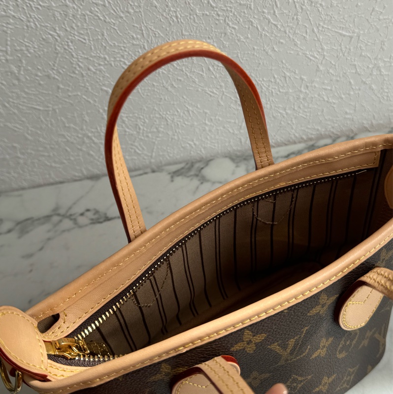 LV 花紋never full bb  奶茶色背帶❤️‍🔥-22