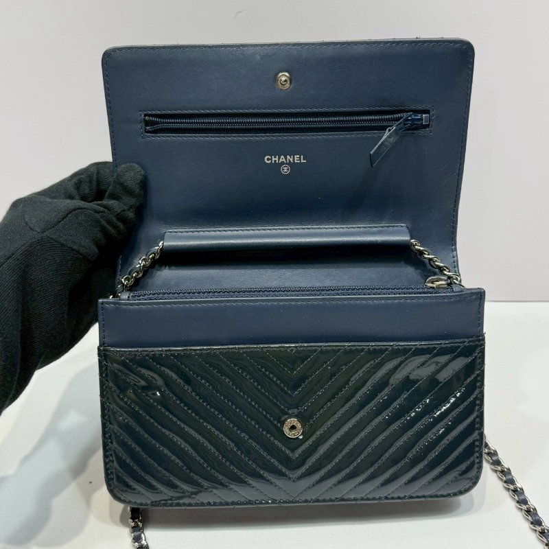 CHANEL 夜幕藍漆皮山型紋WOC-3