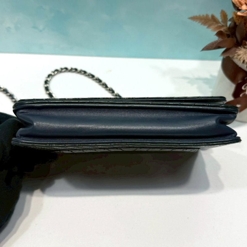 CHANEL 漆皮山型紋WOC-7