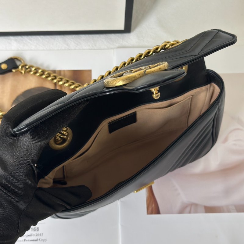 GUCCI Marmont Matelasse斜背包 - 22迷你黑金-3