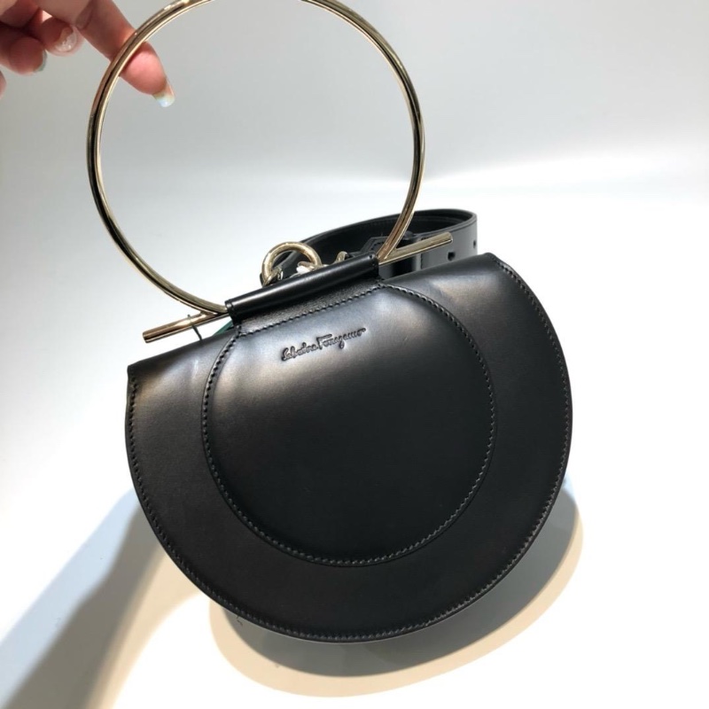 Ferragamo Daphne ( Black )-0