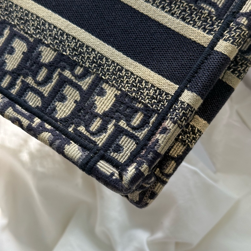 （台灣購證🇹🇼)Dior book tote 迷你托特包手提包-8