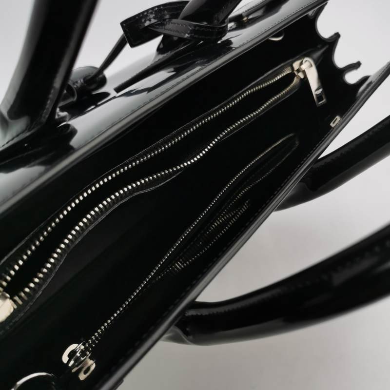 Saint Laurent Sac de Jour 小號牛皮純色字母徽標風琴包單肩包-6