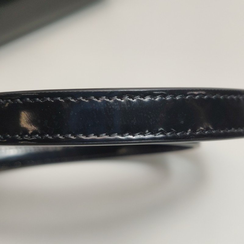 Saint Laurent Sac de Jour 小號牛皮純色字母徽標風琴包單肩包-11