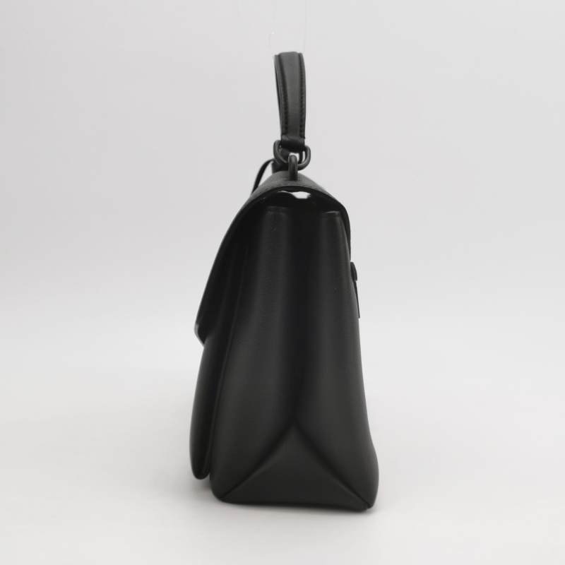 Louis Vuitton(LV)Lockme牛皮純色LV轉鎖斜挎包單肩包晶片款-2