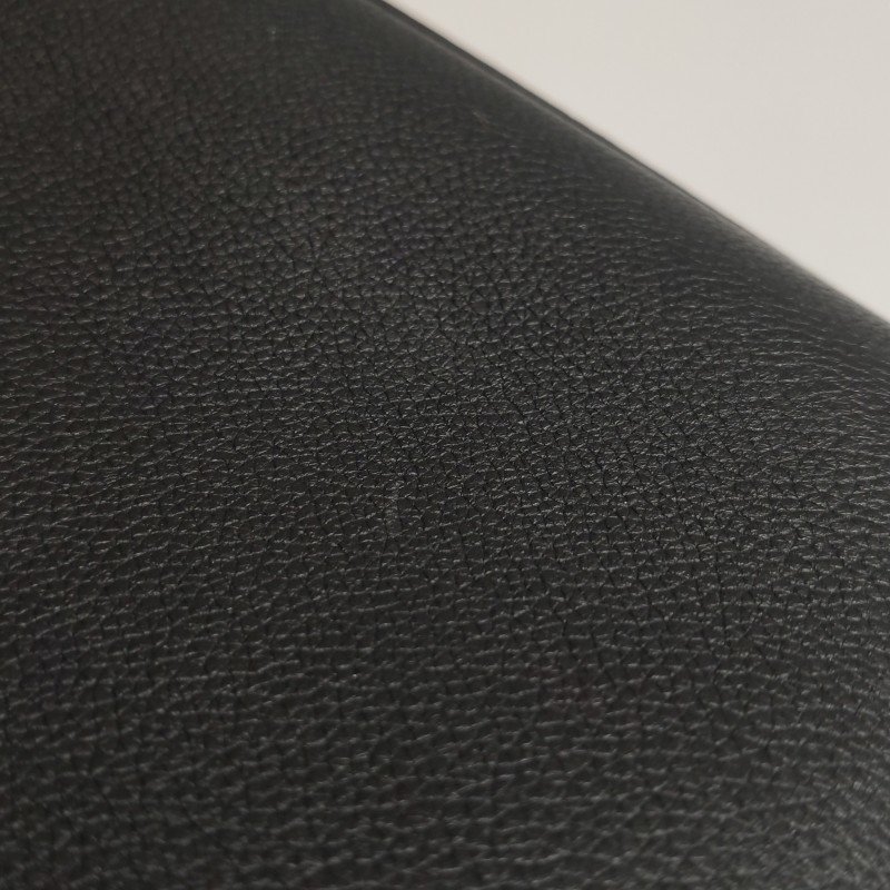 Louis Vuitton(LV)Lockme牛皮純色LV轉鎖斜挎包單肩包晶片款-14